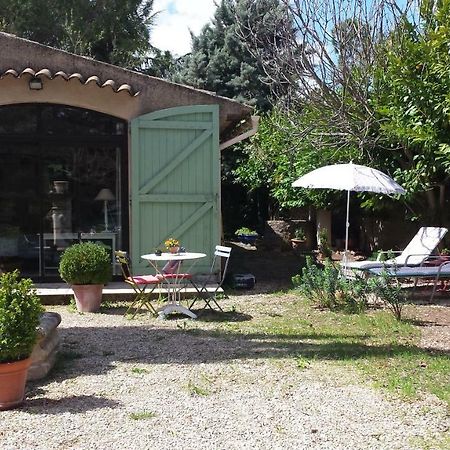 Ferienwohnung L'Oustalet La Tour-dʼAigues Exterior foto